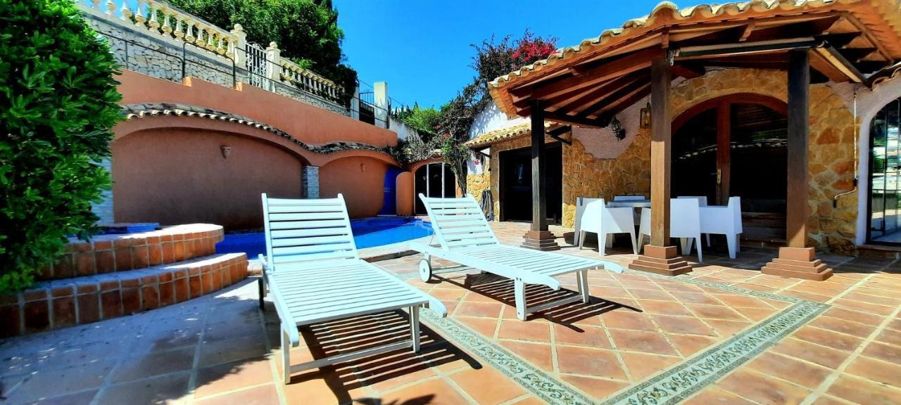 Villa Puerto Blanco กัลเป ภายนอก รูปภาพ