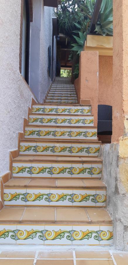 Villa Puerto Blanco กัลเป ภายนอก รูปภาพ