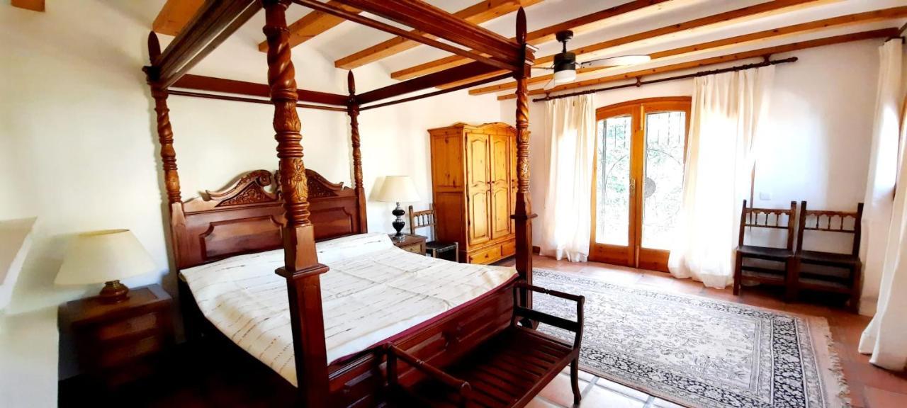 Villa Puerto Blanco กัลเป ภายนอก รูปภาพ